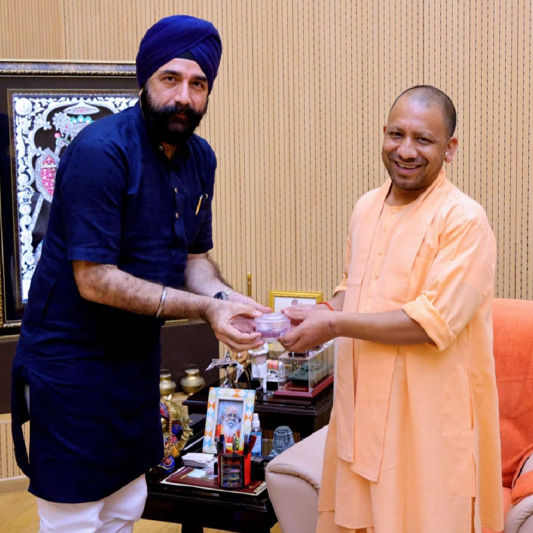 Gurvinder Singh Chhabra (Vicky) with CM Yogi Adityanath